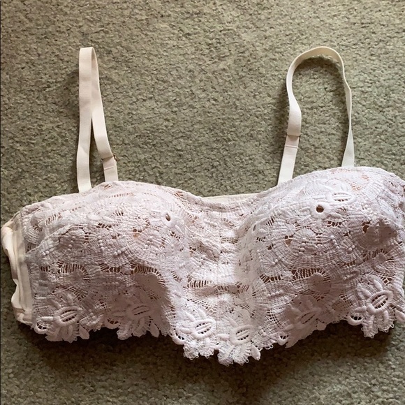 Aerie Bralette - Picture 1 of 3